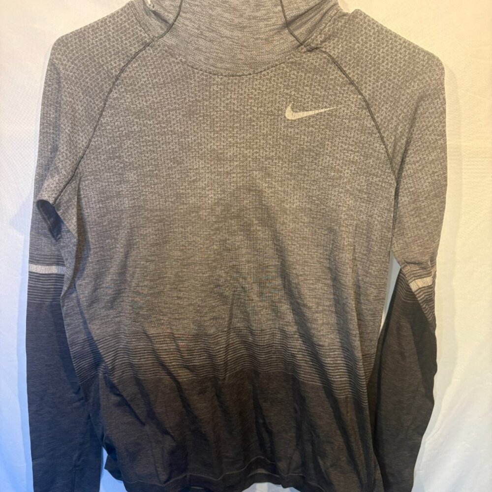 Nike Womens Small Dri Fit Hoodie Gray Running Long Sleeve Fitness Active